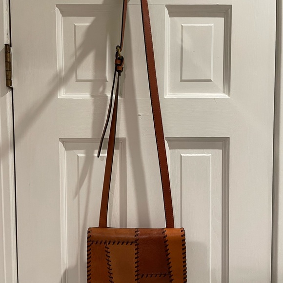 Patricia Nash Patchwork 100% Italian Leather Crossbody Bag. The Granada Bag. - Picture 4 of 16